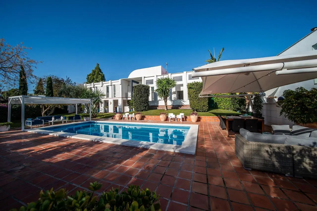 B&B Arena Sevilla Tomares