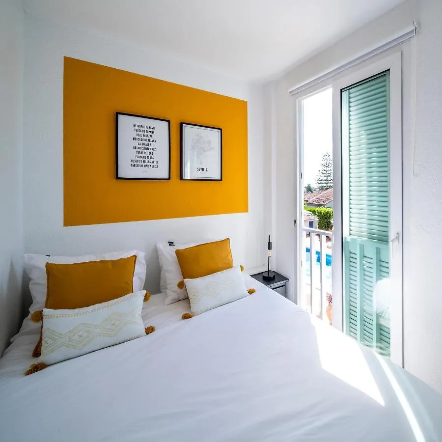 B&B Arena Sevilla Tomares Bed & Breakfast